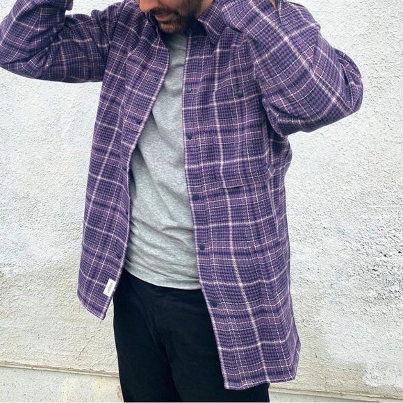 New VALLIER
Kamakura Overshirt - Unisex XS Plaid, grape, navy - Picture 4 of 10